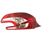 Baglygten, venstre passer Peugeot