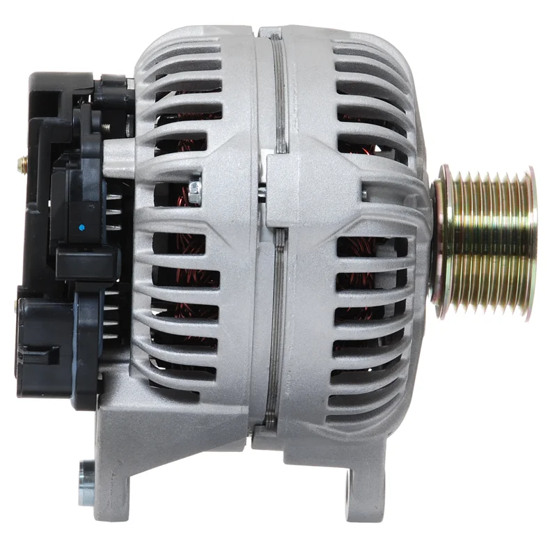 Iveco Generator 24V-90A