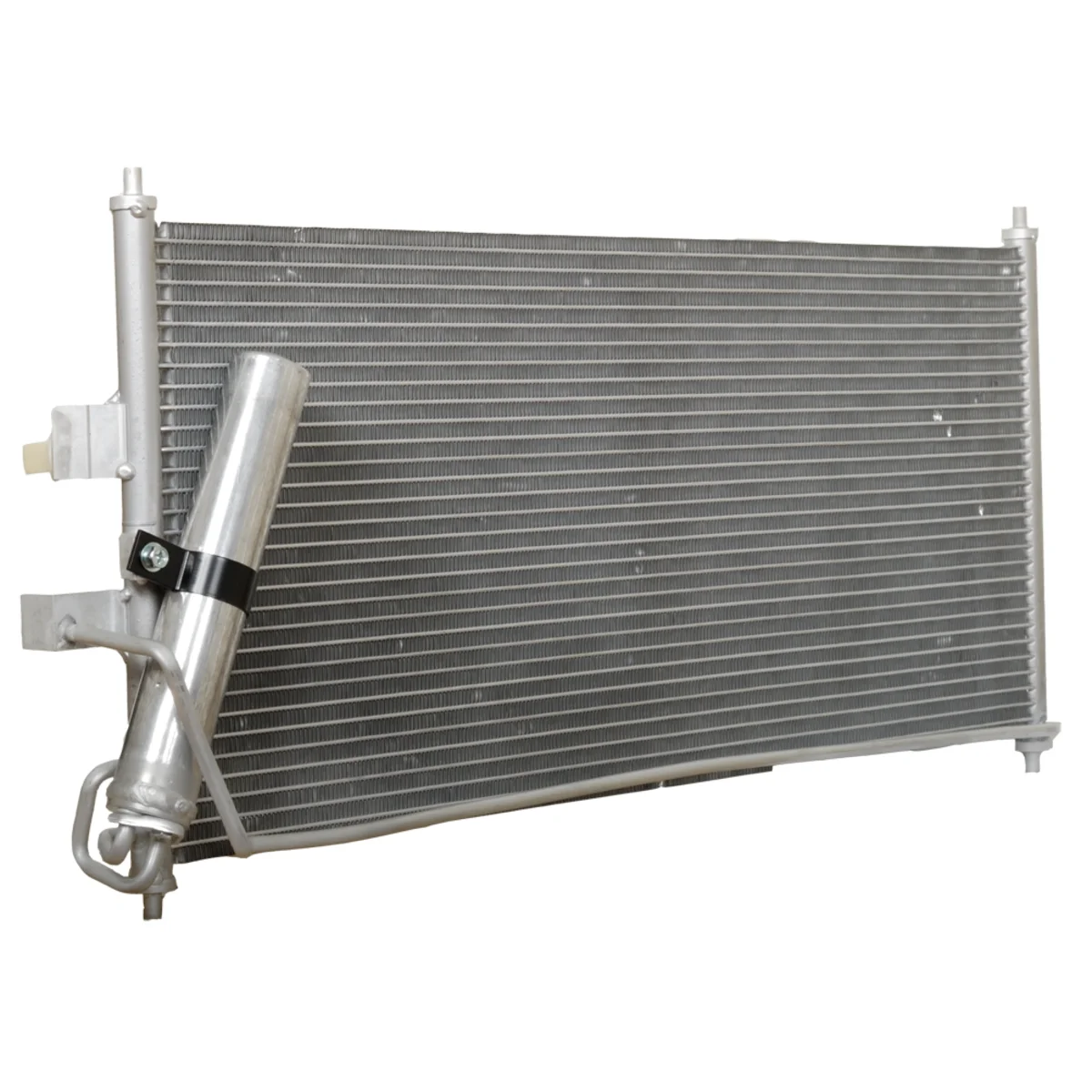 Kondensator A/C, Nissan